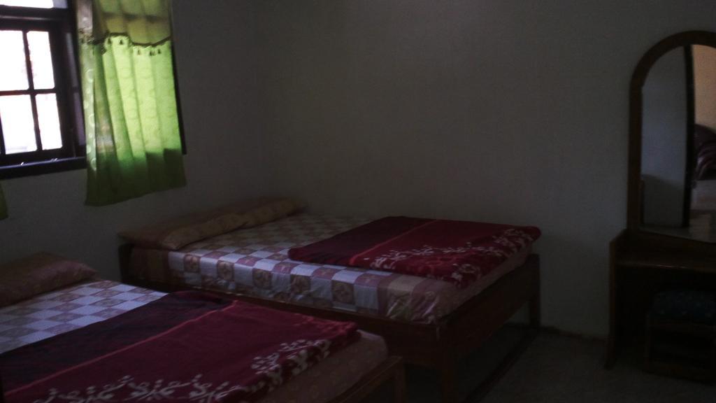 Sedulur Homestay ブロモ山 エクステリア 写真